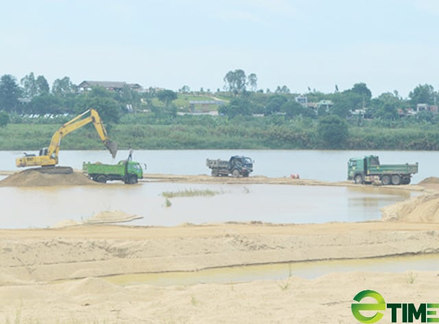 Quảng Ngãi: Đưa khoáng sản đất san lấp vào đấu giá quyền khai thác - Ảnh 1. Quảng Ngãi: Đưa khoáng sản đất san lấp vào đấu giá quyền khai thác - Ảnh 1.