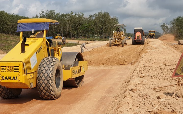 Thúc giải ngân vốn đầu tư công, hài hòa lợi ích của nhà nước và người dân