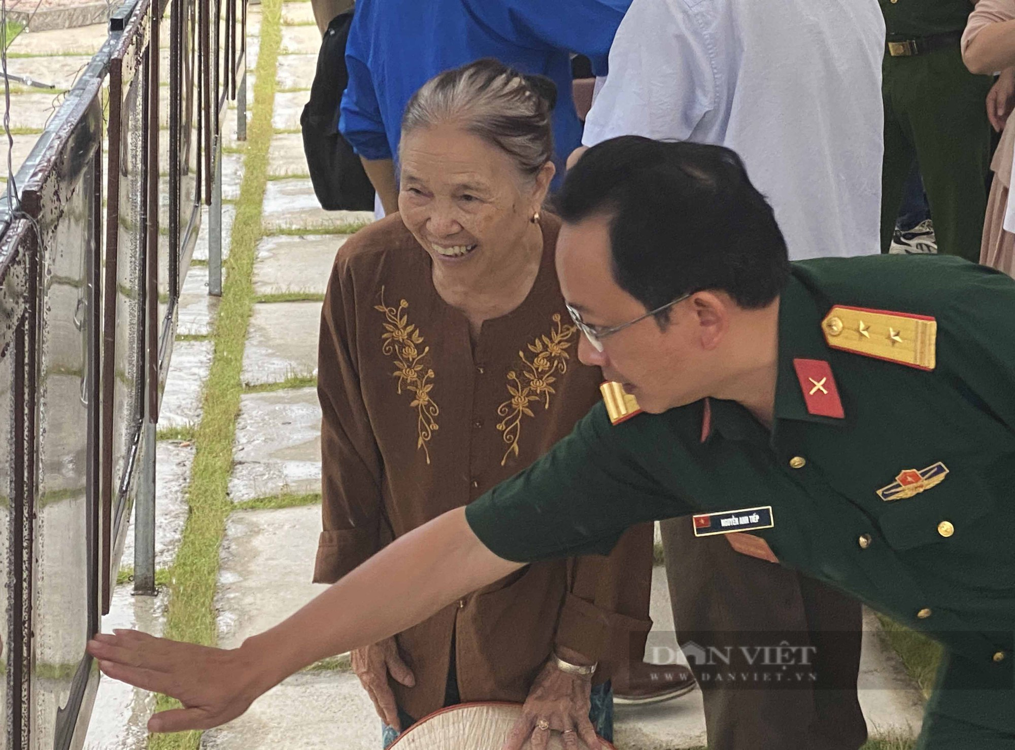 Bắc Kạn: Tổ chức triển lãm bản đồ, tư liệu &quot;Hoàng Sa, Trường Sa của Việt Nam những bằng chứng lịch sử và pháp lý&quot; - Ảnh 2.