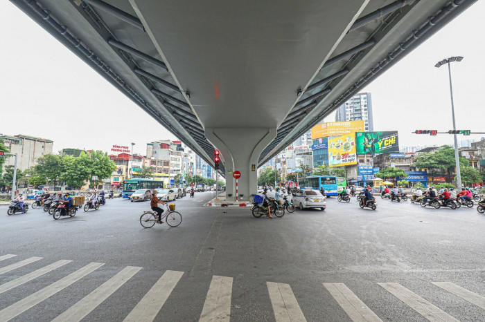 Ngắm đường Vành đai 2 trên cao tuyệt đẹp sắp cán đích - Ảnh 7.