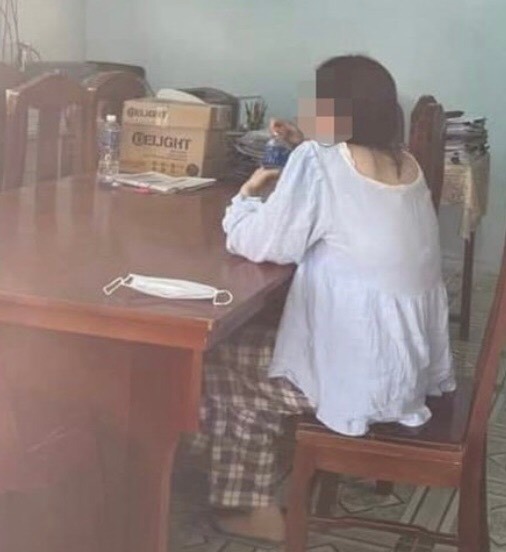 Vụ Tina Dương bị tố vay mượn tiền tỷ: Người đưa cô gái từ công an về nhà nói gì? - Ảnh 1.