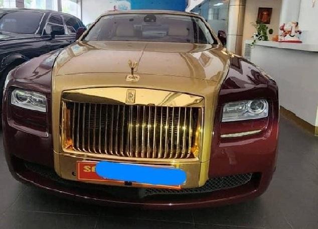 Bắt đầu quy trình đấu giá xe Roll Royce dát vàng của ông Trịnh Văn Quyết - Ảnh 1.