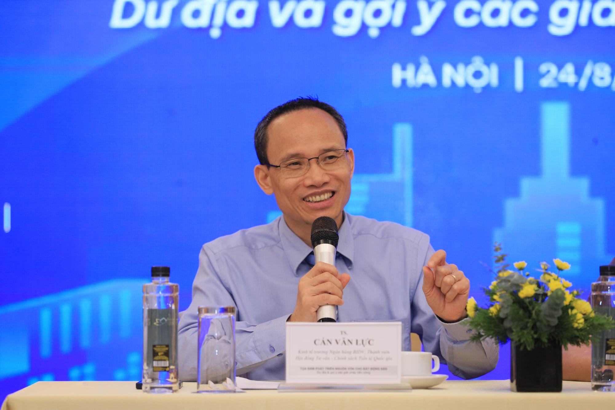 Chuyên gia: "Lạm phát chưa đạt đỉnh, năm 2023 sẽ cao hơn cả năm nay" - Ảnh 1. Chuyên gia: "Lạm phát chưa đạt đỉnh, năm 2023 sẽ cao hơn cả năm nay" - Ảnh 1.