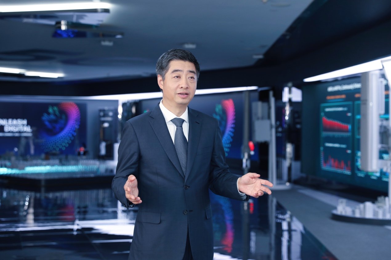 Mô hình phân tử thuốc Pangu của Huawei Cloud tăng tốc quá trình tìm kiếm và phát triển mới - Ảnh 1.