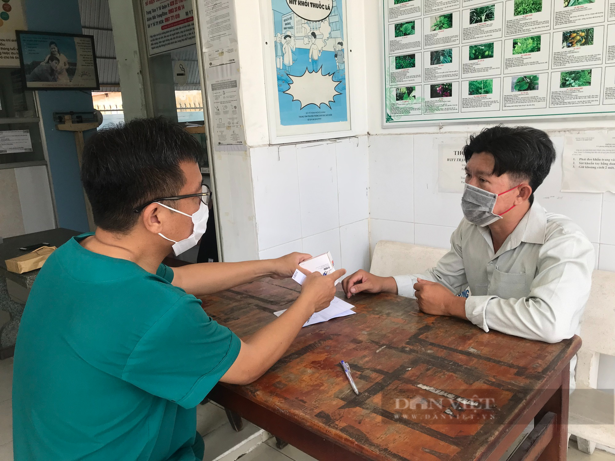 TP.HCM: Vì sao người dân ủng hộ nhưng vẫn không đến khám tại trạm y tế? - Ảnh 1.