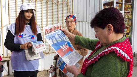  Các vùng ly khai ở Donbass, Zaporozhye và Kherson bắt đầu bỏ phiếu trưng cầu dân ý gia nhập Nga - Ảnh 1.