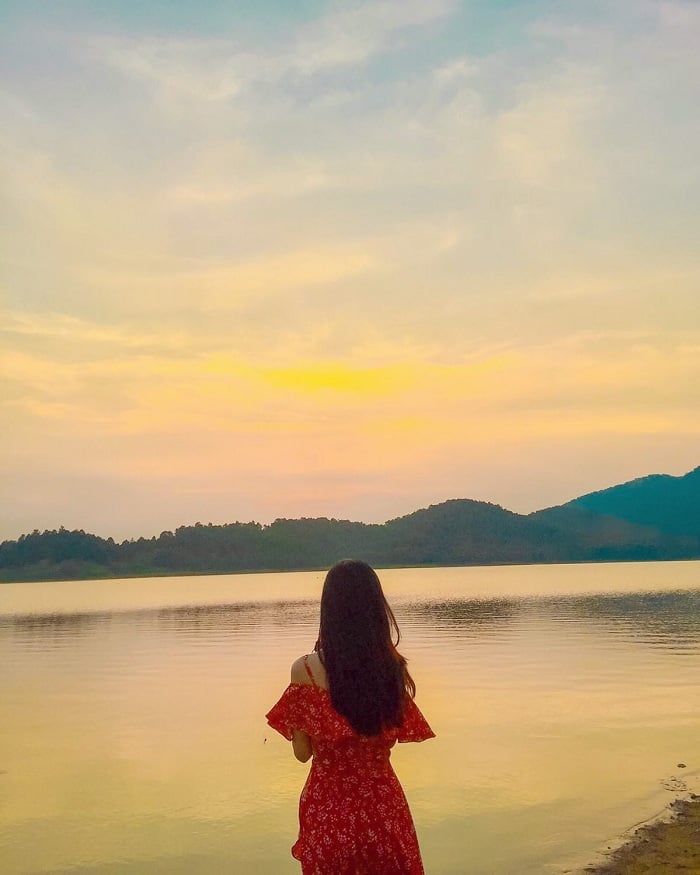 Xa nội thành, khám phá những hồ nước siêu đẹp ở ngoại thành Hà Nội - Ảnh 6.