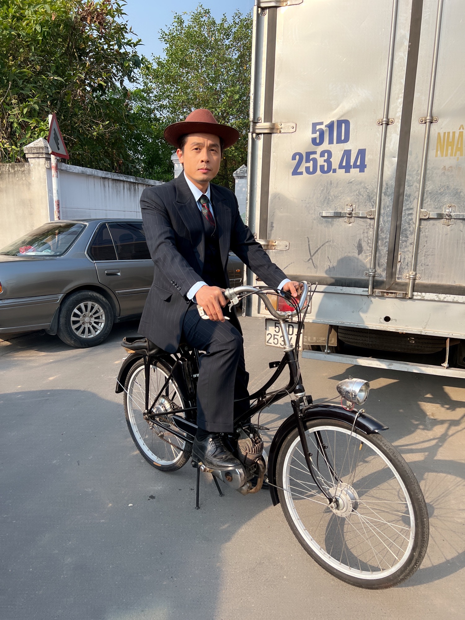 Hòa Hiệp: &quot;Tôi ủng hộ việc xử lý sản phẩm câu view phản cảm&quot; - Ảnh 4.