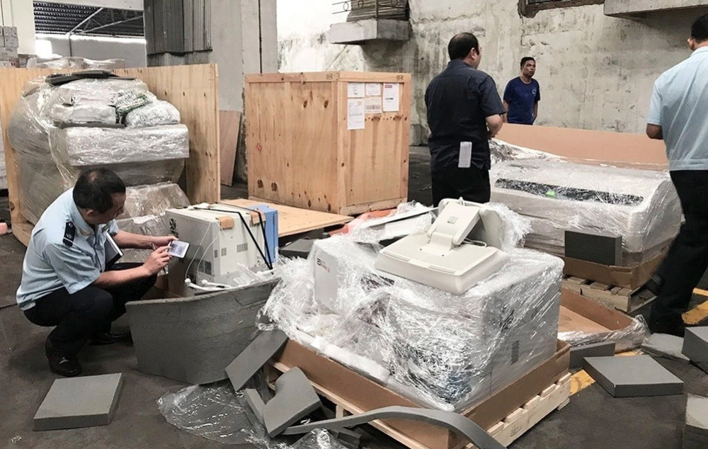 Cựu cảnh sát cầm đầu vụ nhập lậu hơn 1.200 container - Ảnh 1. Cựu cảnh sát cầm đầu vụ nhập lậu hơn 1.200 container - Ảnh 1.