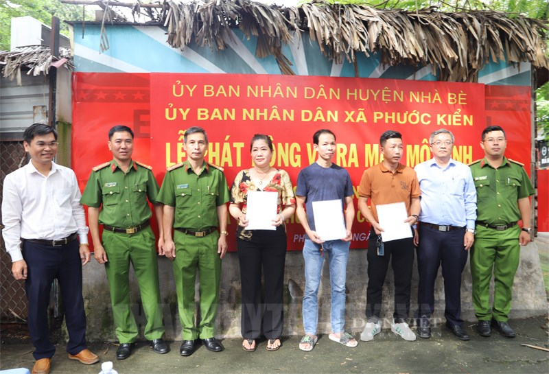 Tổ liên gia an toàn về phòng cháy, chữa cháy “mọc” như nấm mọc sau mưa ở xã nông thôn mới  - Ảnh 3.