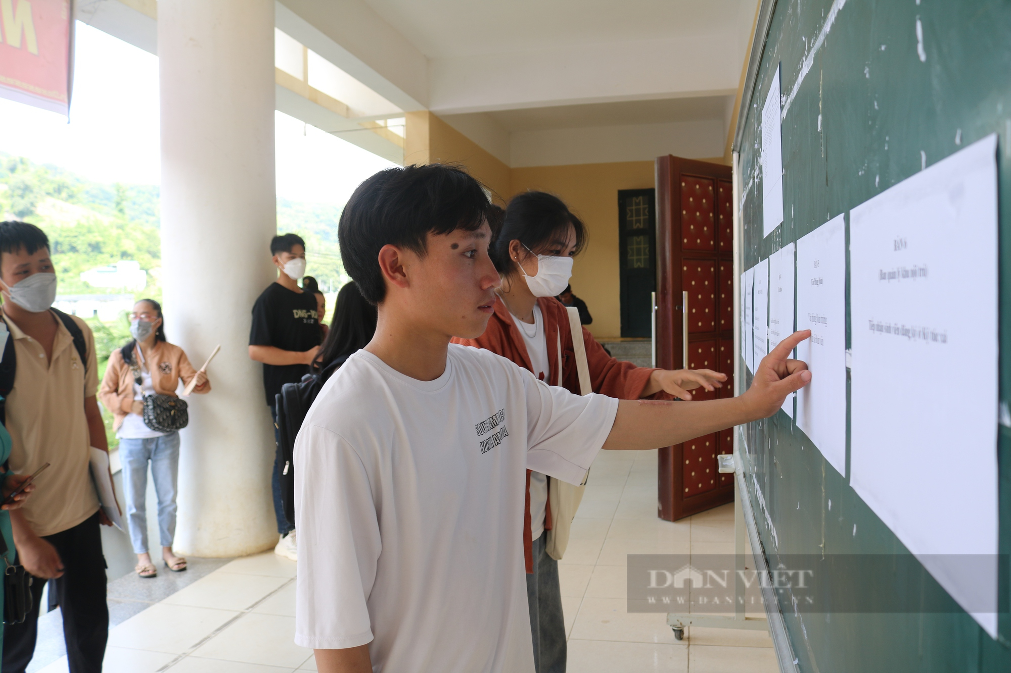 Nam sinh đạt điểm 10 môn Lịch sử: Nhập học Trường Đại học Tây Bắc - Ảnh 3.