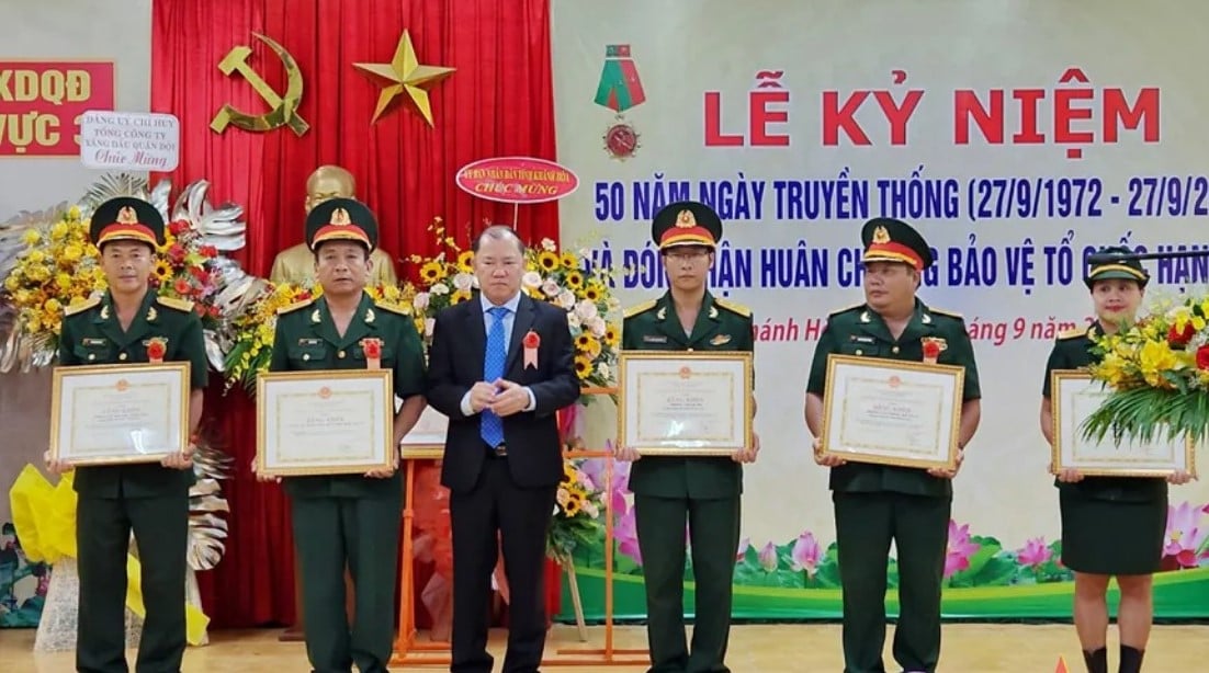 Công ty Xăng dầu Quân đội khu vực 3: Nộp ngân sách nhà nước đạt hơn 1.800 tỷ đồng - Ảnh 1. Công ty Xăng dầu Quân đội khu vực 3: Nộp ngân sách nhà nước đạt hơn 1.800 tỷ đồng - Ảnh 1.
