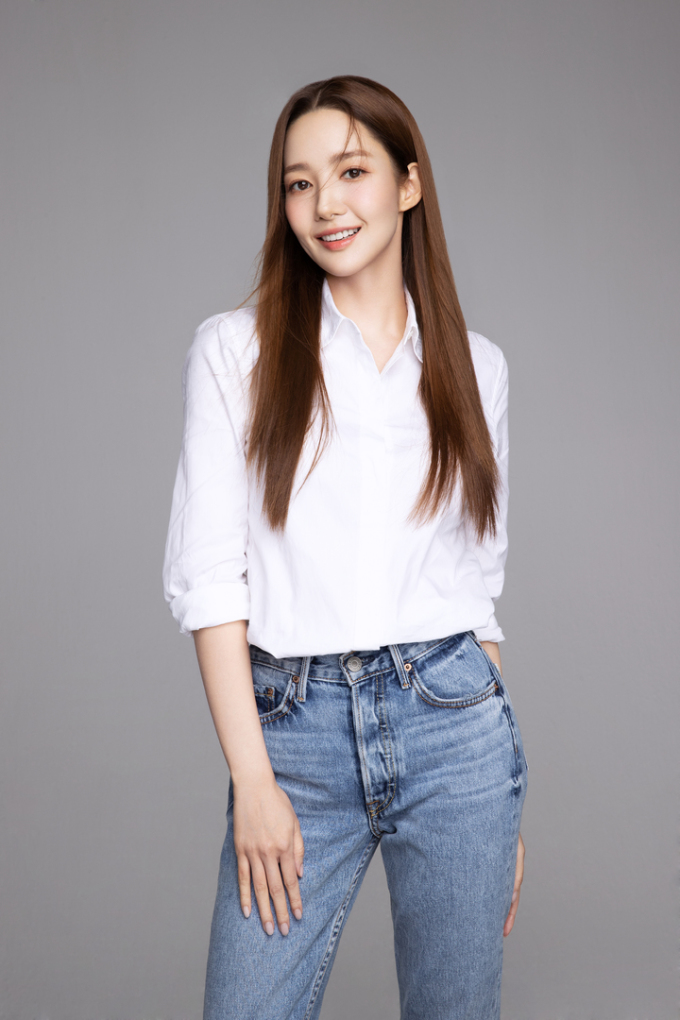 Mỹ nhân Park Min Young và mối tình với đại gia tiền ảo có liên quan tới xã hội đen - Ảnh 1.