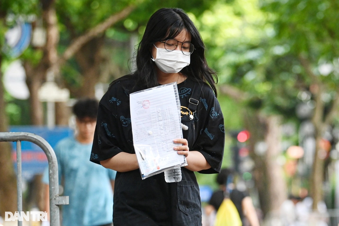 Áp lực học phí Đại học, nhiều thí sinh chọn rẽ hướng - Ảnh 1.