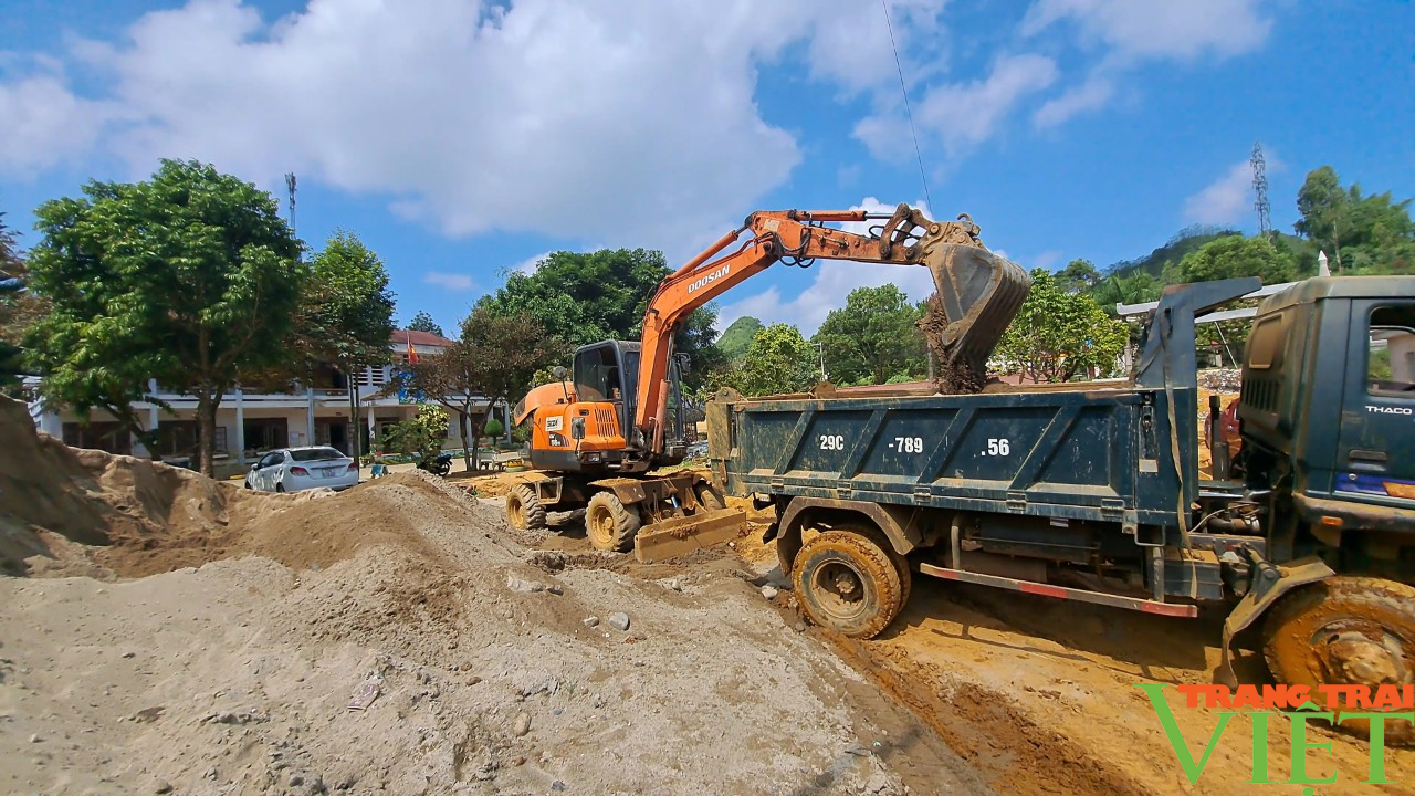 Lai Châu: Đẩy nhanh tiến độ thi công trường tiểu học, trung học cơ sở Sùng Phài - Ảnh 2. Lai Châu: Đẩy nhanh tiến độ thi công trường tiểu học, trung học cơ sở Sùng Phài - Ảnh 2.