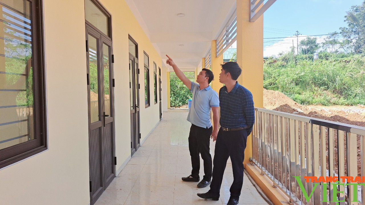 Lai Châu: Đẩy nhanh tiến độ thi công trường tiểu học, trung học cơ sở Sùng Phài - Ảnh 4. Lai Châu: Đẩy nhanh tiến độ thi công trường tiểu học, trung học cơ sở Sùng Phài - Ảnh 4.