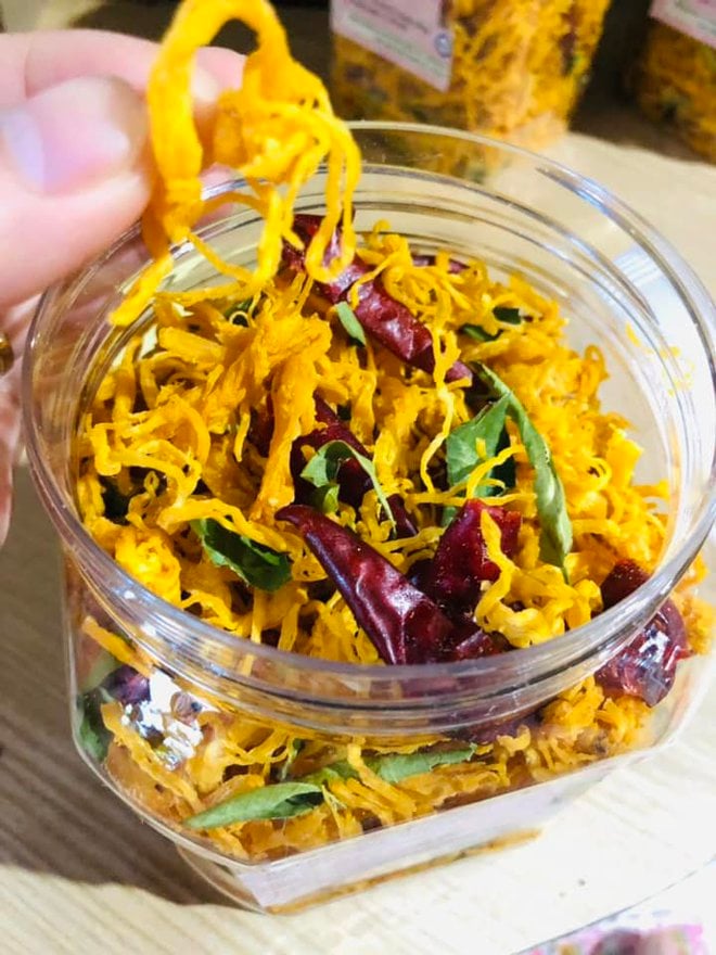 Những món ăn vặt cứu đói trong giờ làm dành cho dân công sở - Ảnh 2.