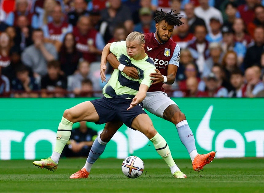 Man City bị Aston Villa cầm hòa, HLV Guardiola thừa nhận khó khăn - Ảnh 1.
