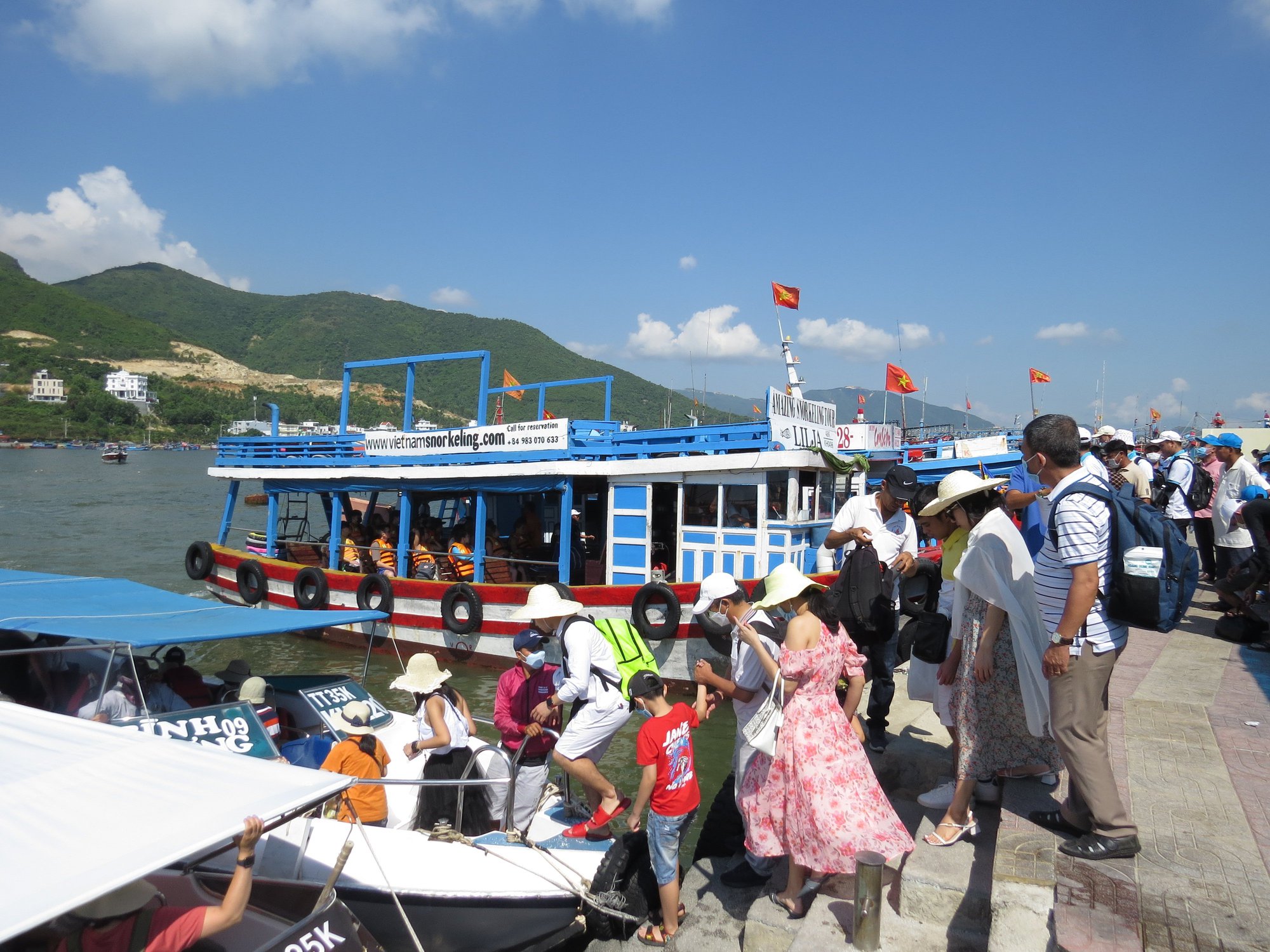 Khánh Hòa: Doanh thu du lịch kỳ nghỉ lễ đạt trên 576 tỷ đồng - Ảnh 1. Khánh Hòa: Doanh thu du lịch kỳ nghỉ lễ đạt trên 576 tỷ đồng - Ảnh 1.