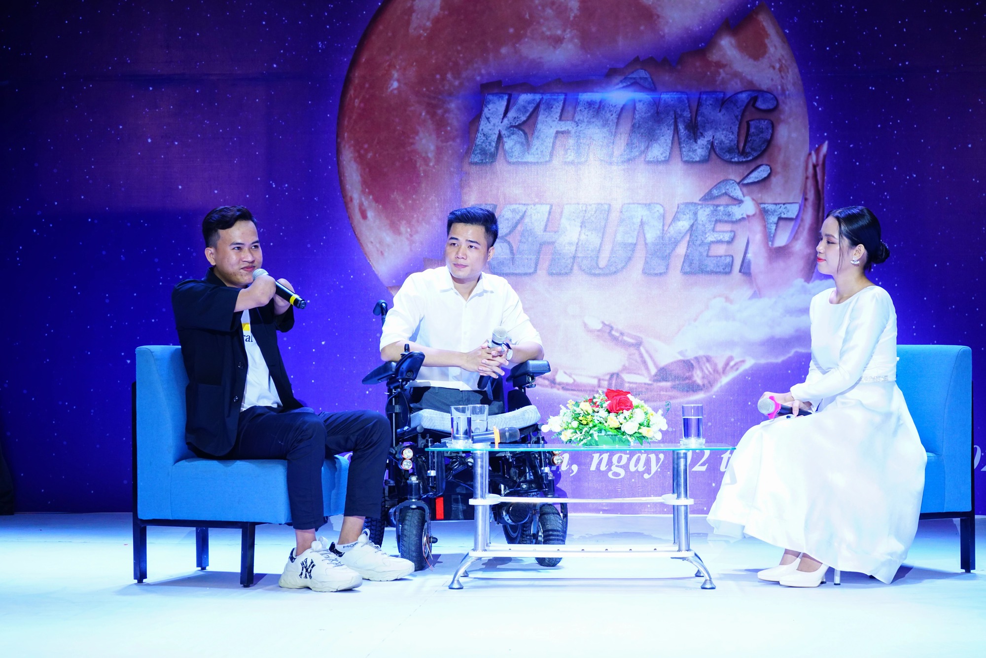 Chàng thợ hàn tìm ra lẽ sống sau tai nạn - Ảnh 6.