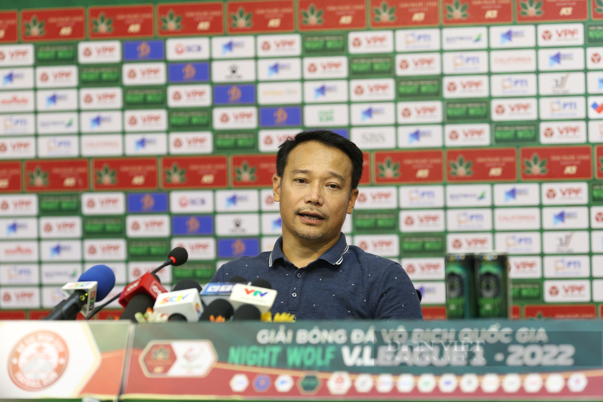 HLV Vũ Hồng Việt: &quot;Chúng tôi đã nghiên cứu kỹ lối đá CLB TP.HCM&quot; - Ảnh 1.