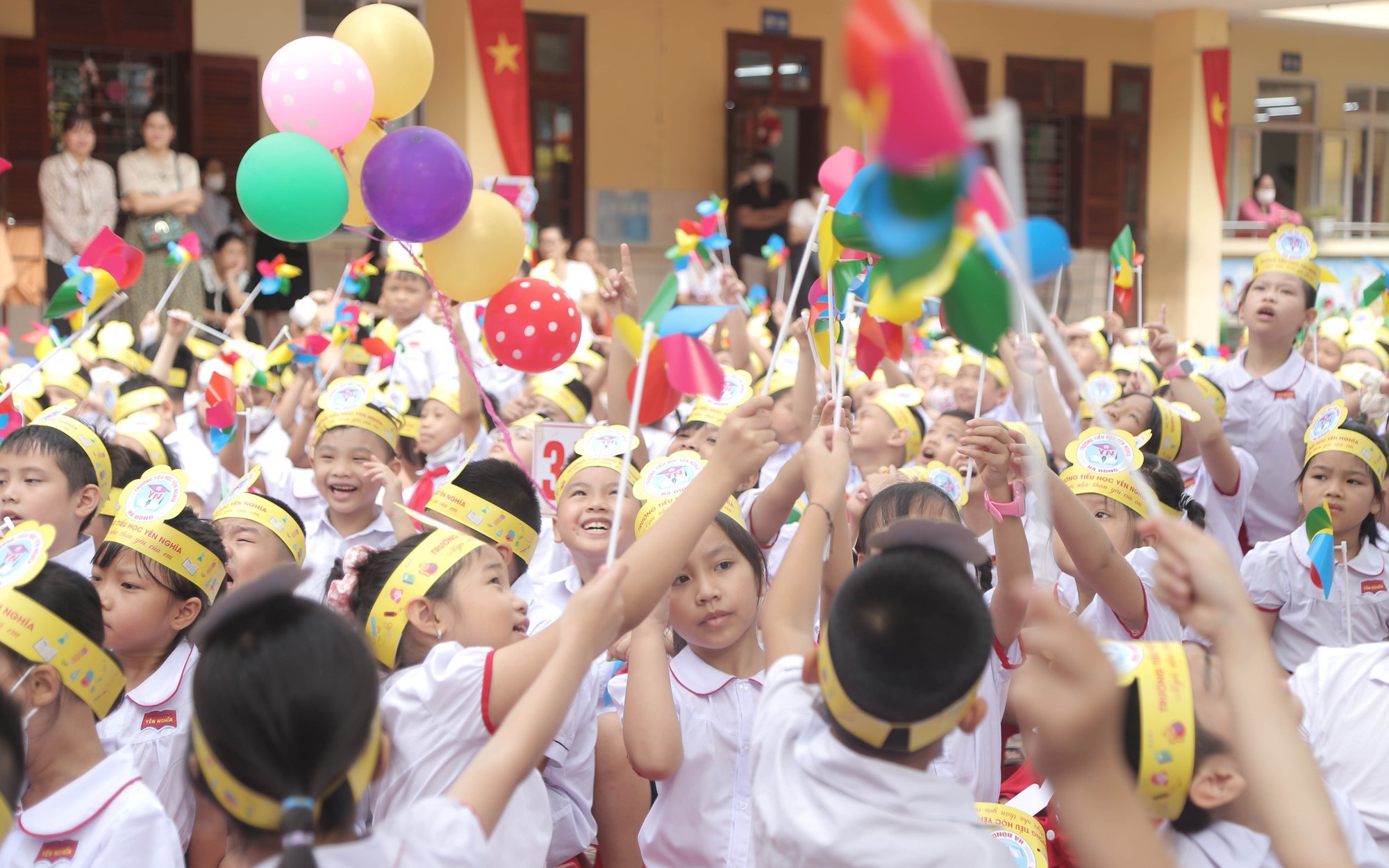 Chủ tịch nước dự lễ khai giảng Trường THPT Chuyên Khoa học tự nhiên