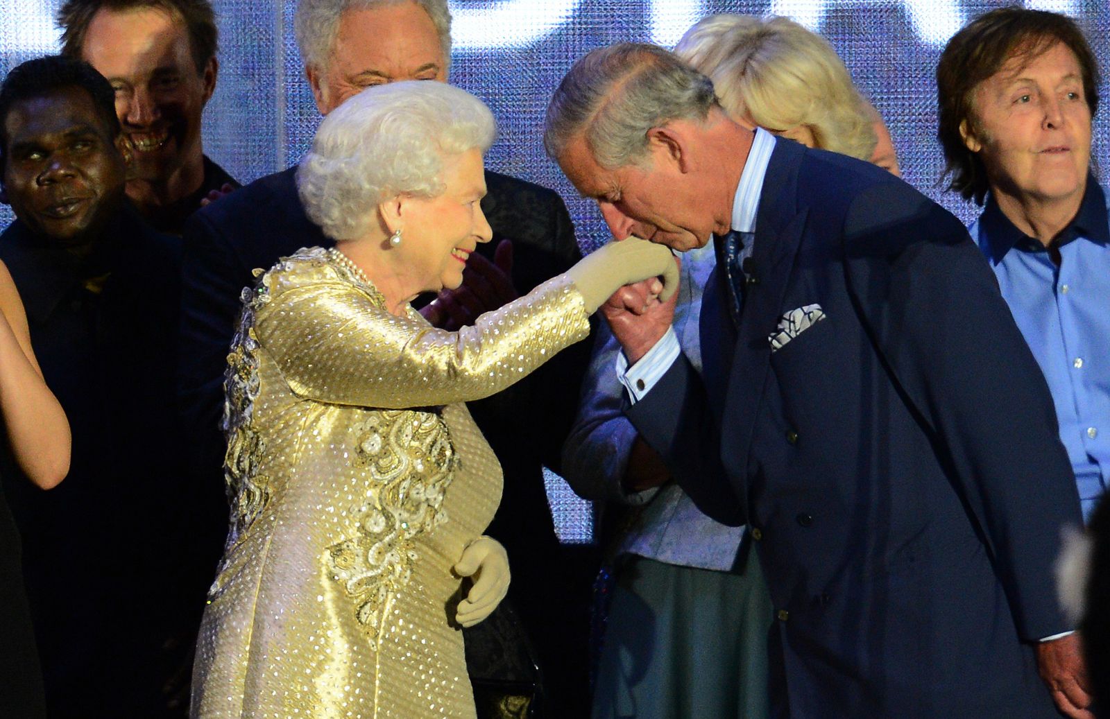 Nữ hoàng Anh Elizabeth II: Một cuộc đời kiêu hãnh - Ảnh 32.