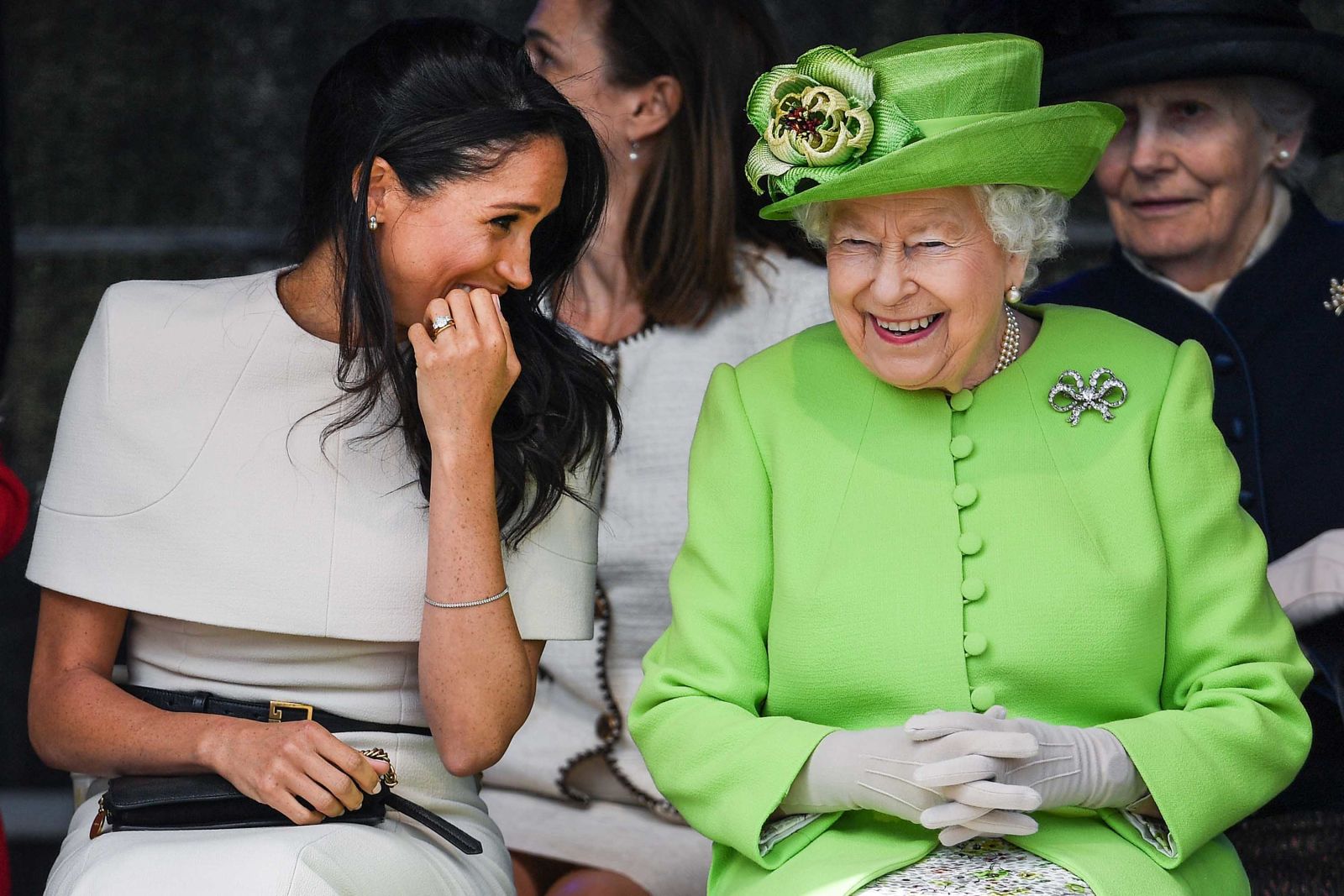 Nữ hoàng Anh Elizabeth II: Một cuộc đời kiêu hãnh - Ảnh 43.