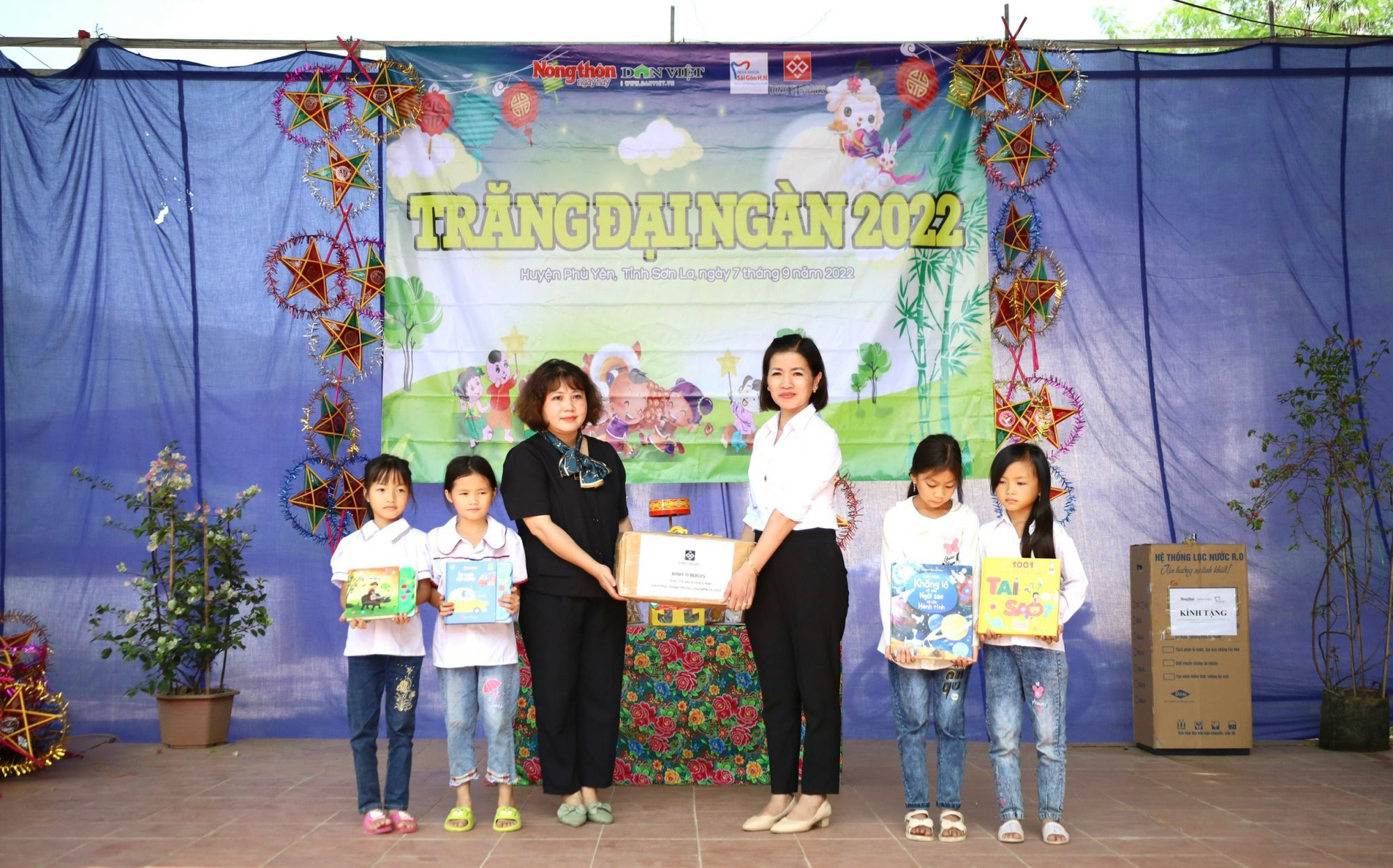 Báo NTNN tổ chức chương trình “Trăng Đại Ngàn 2022”: Trăng tròn lan tỏa yêu thương - Ảnh 6.