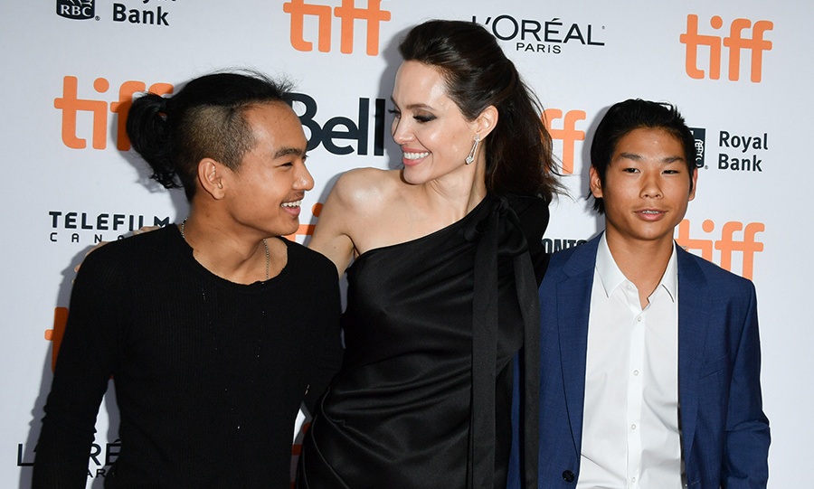 Góc khuất hôn nhân của Angelina Jolie và Brad Pitt gây ngỡ ngàng - Ảnh 8.