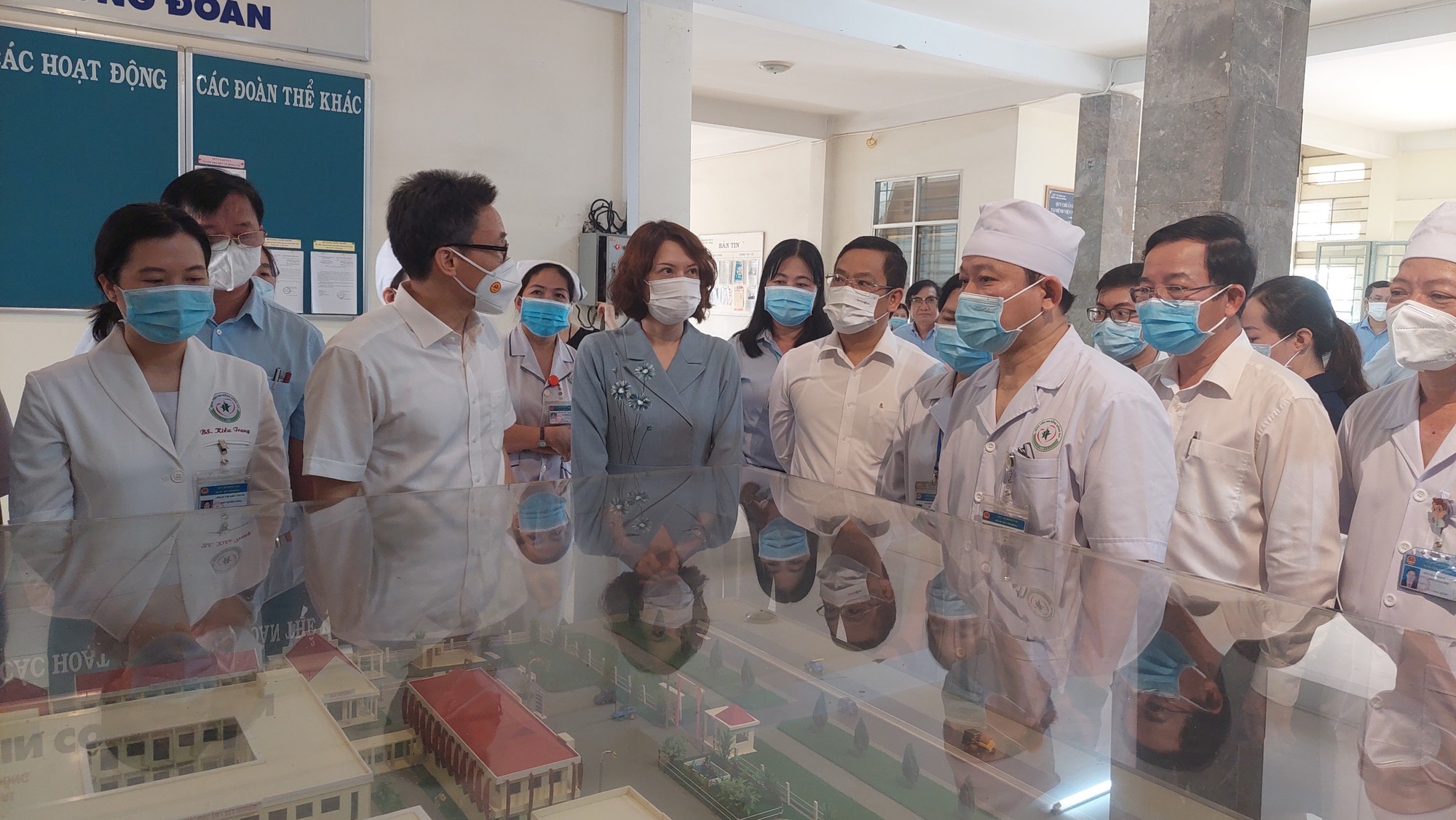 Phó Thủ tướng Vũ Đức Đam: Có phương án điều tiết học phí để hỗ trợ con em công nhân và giáo viên - Ảnh 2.