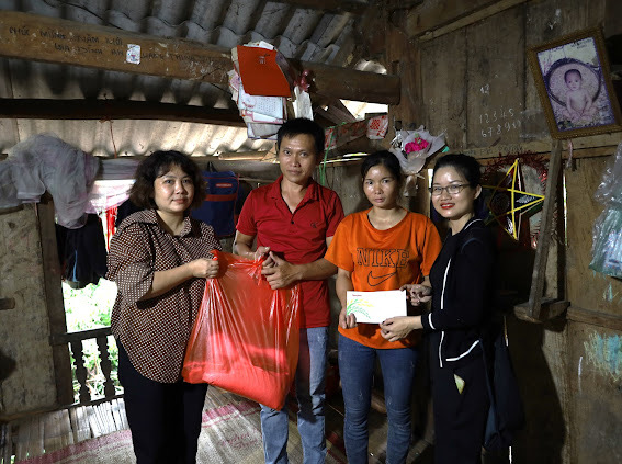 Mùa Trung thu trọn vẹn đầu tiên của người dân bản Bãi Con - Ảnh 6.
