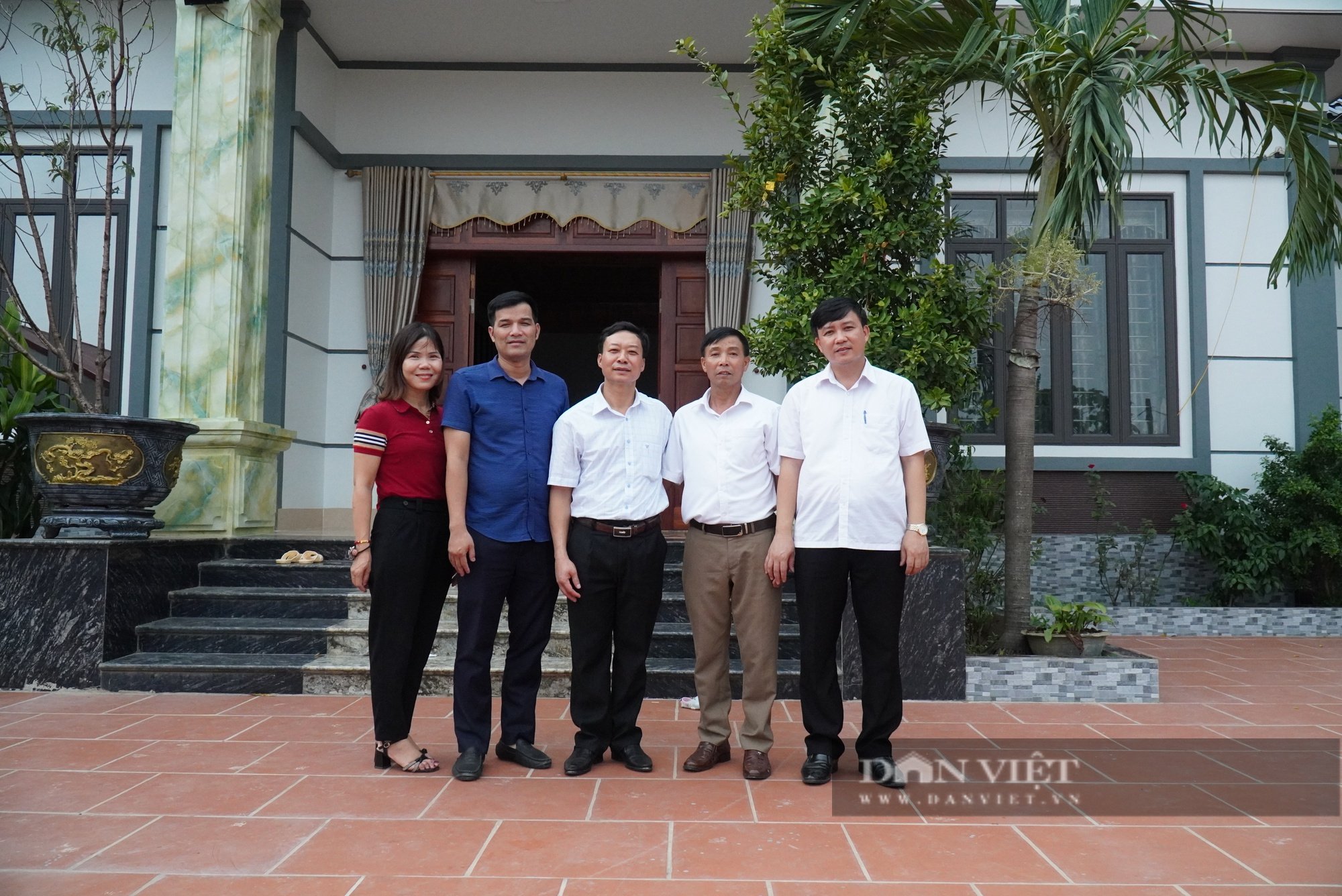 Nuôi vịt đẻ lấy trứng ấp thành trứng lộn, một nông dân ở Bắc Giang được bình chọn Nông dân Việt Nam xuất sắc 2022 - Ảnh 5.