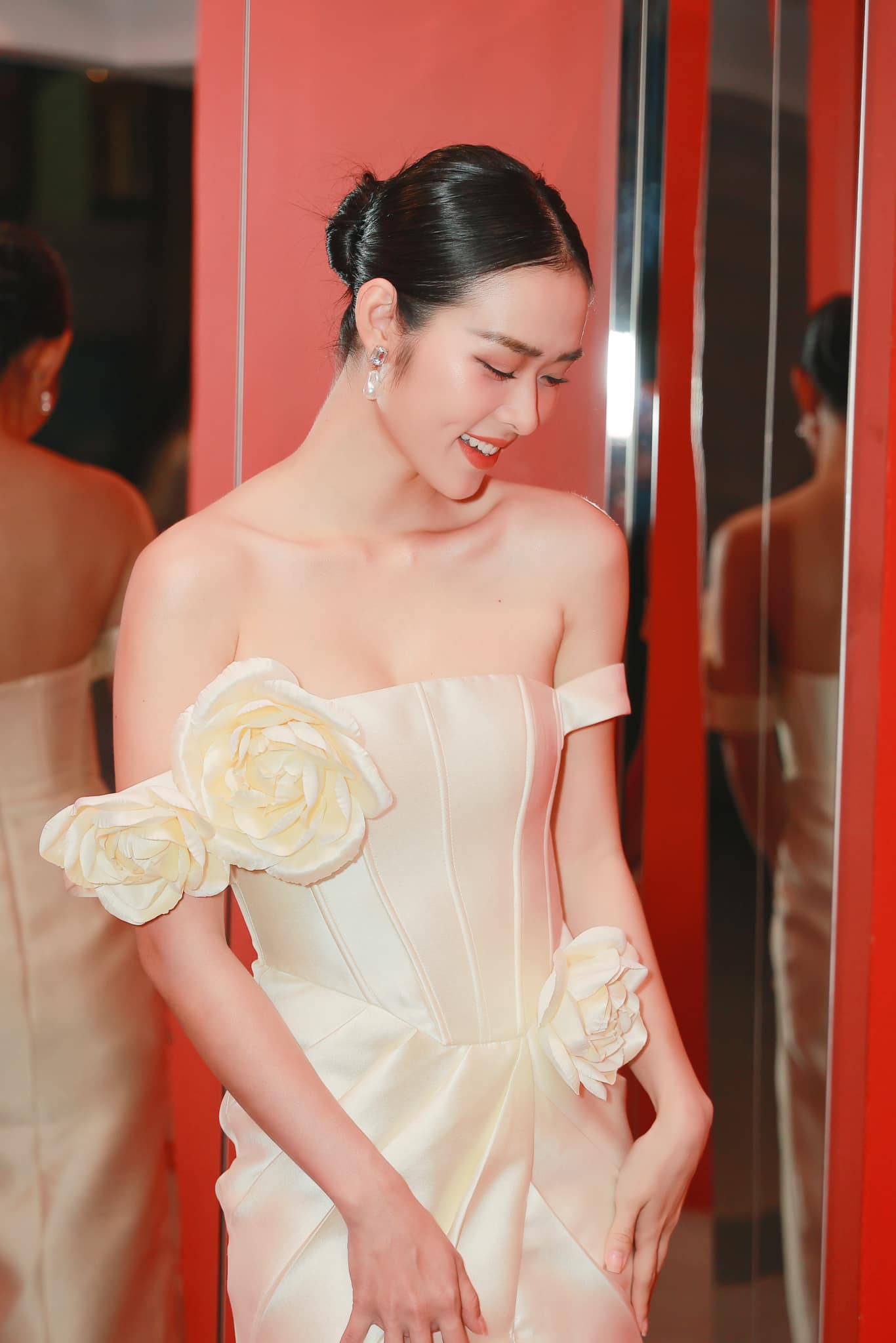 Diệp Bảo Ngọc được Lý Hải &quot;đo ni đóng giày&quot; vai hành động trong &quot;Lật mặt 6 - Tấm vé định mệnh&quot; - Ảnh 2.