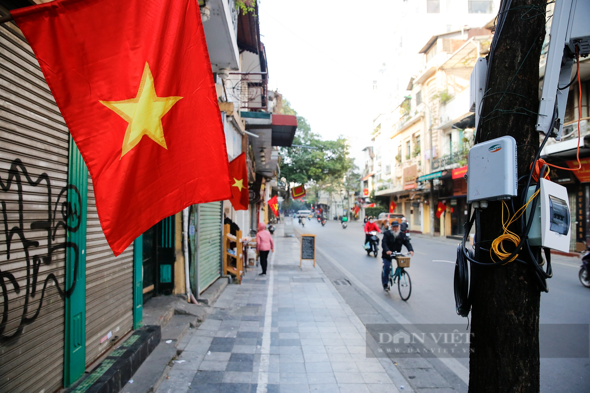 Hình ảnh một Hà Nội khác lạ ngày đầu năm mới 2023 - Ảnh 11.