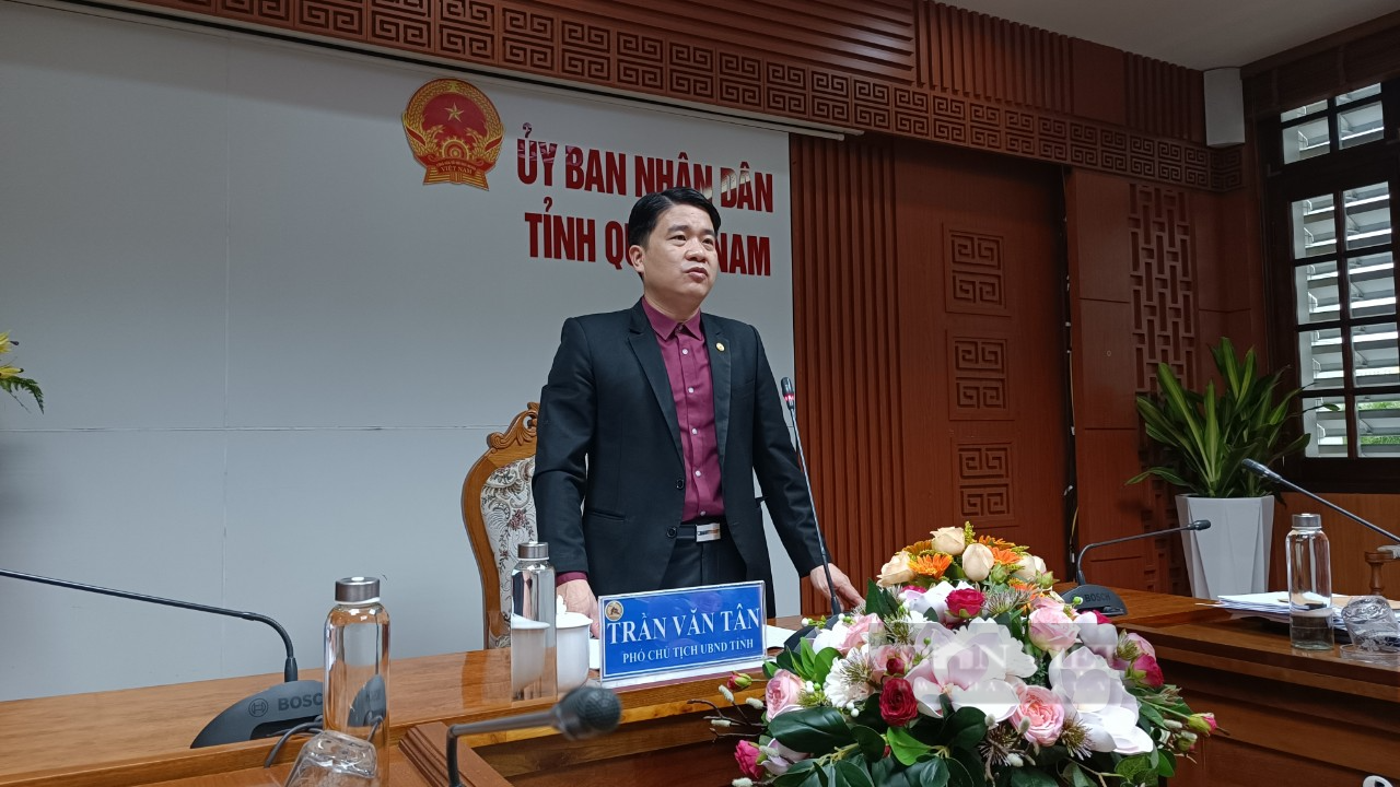 Vụ bắt Phó Chủ tịch Quảng Nam Trần Văn Tân: Có bao nhiêu công dân ở trong &quot;chuyến bay giải cứu”? - Ảnh 3.