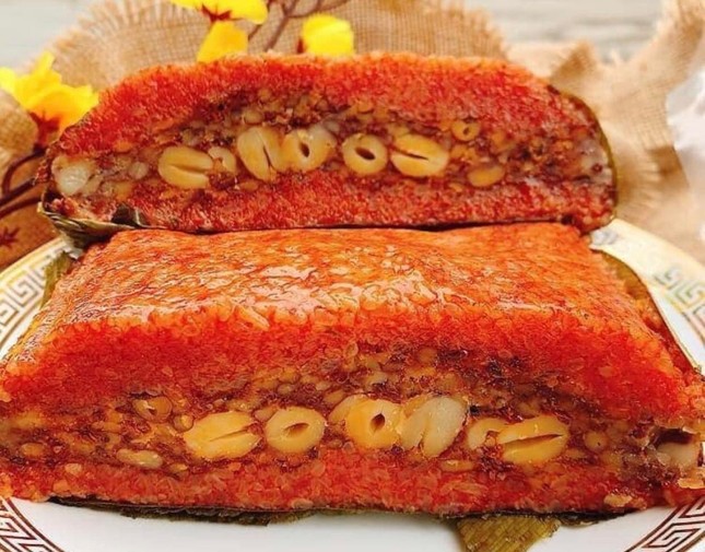 Mới lạ bánh chưng Tết vị caramel, nhân bào ngư - Ảnh 6.