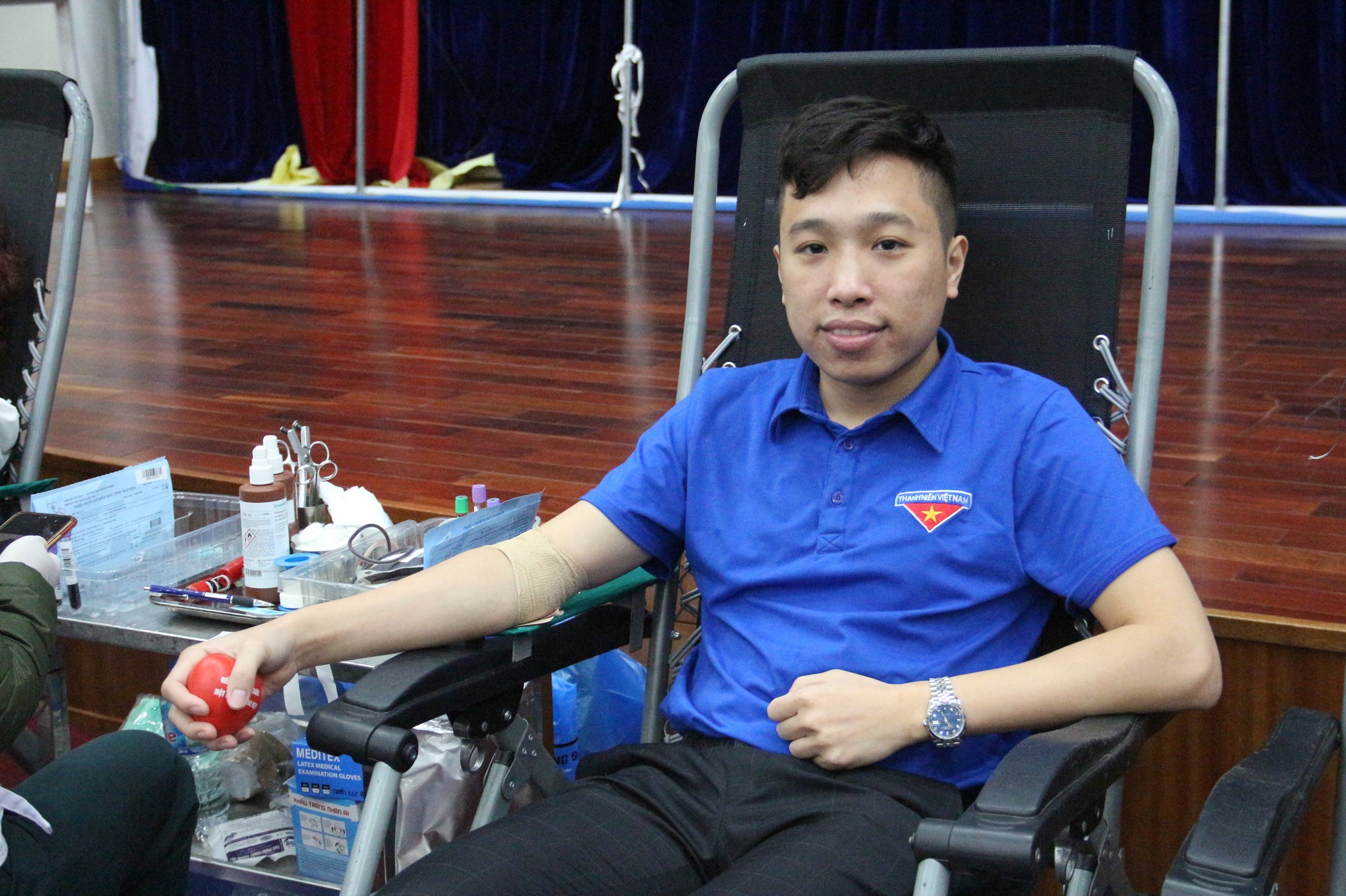 Hiến máu cứu người - Ảnh 4.