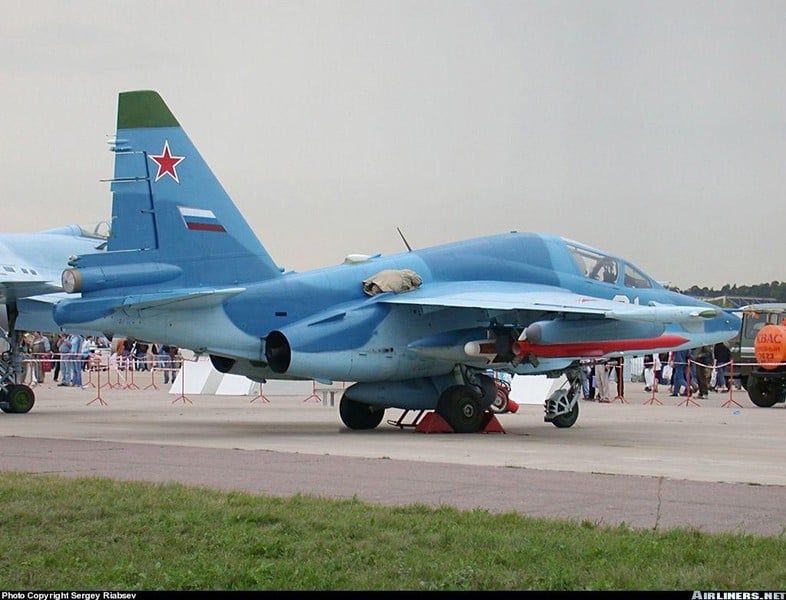 Cường kích Su-39 - Bản nâng cấp đáng gờm nhất của &quot;xe tăng bay&quot; Su-25 - Ảnh 7.
