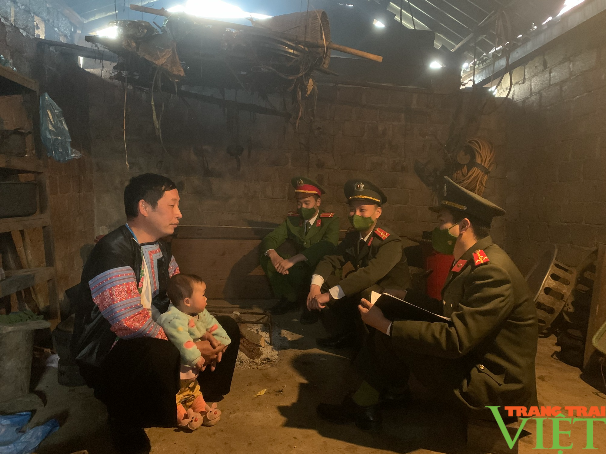 Đổi thay trên quê hương đồng bào Mông - Ảnh 1. Đổi thay trên quê hương đồng bào Mông - Ảnh 1.