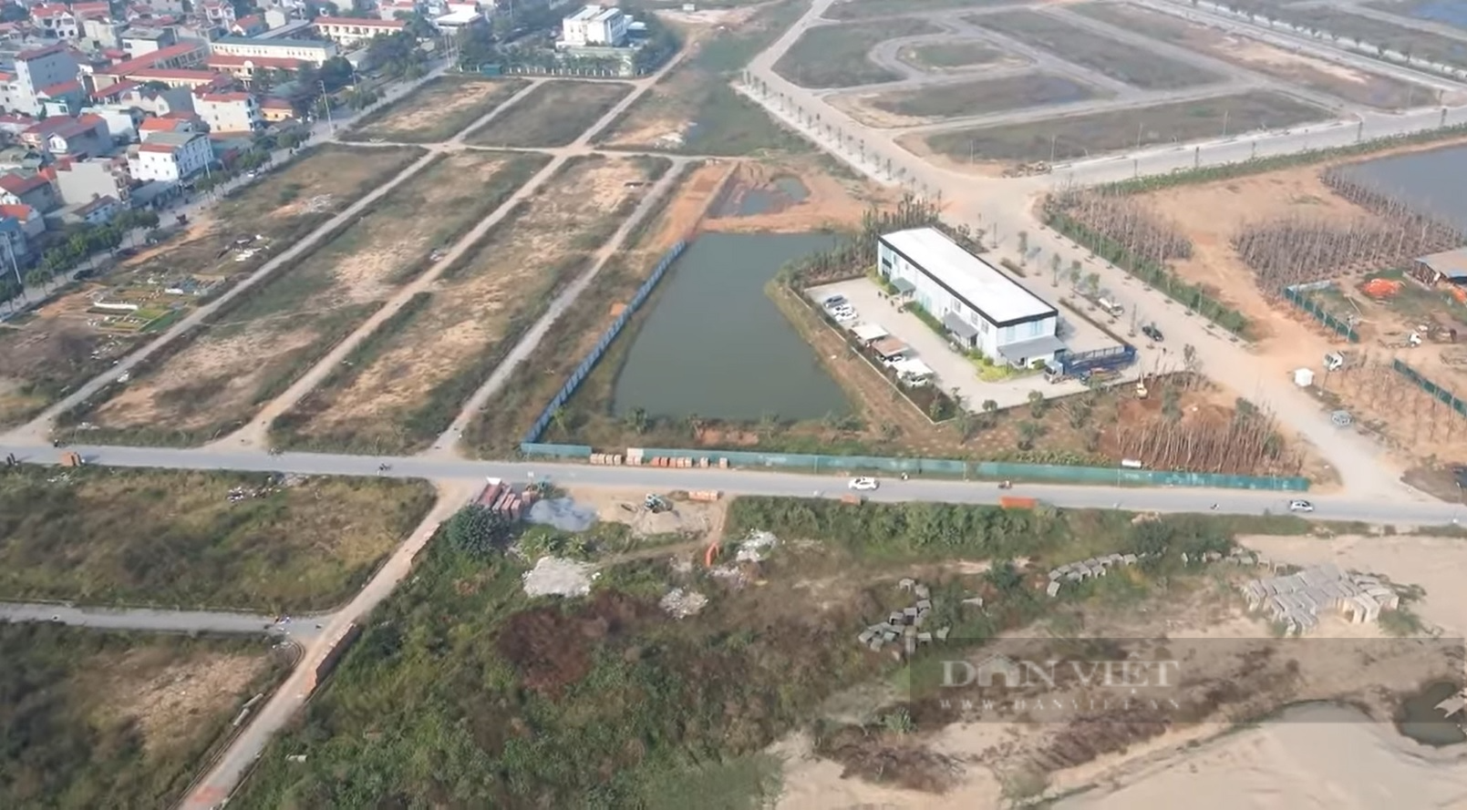 Đất nền giảm về đúng giá trị thực, thanh khoản vẫn thấp đầu năm 2023 - Ảnh 1.