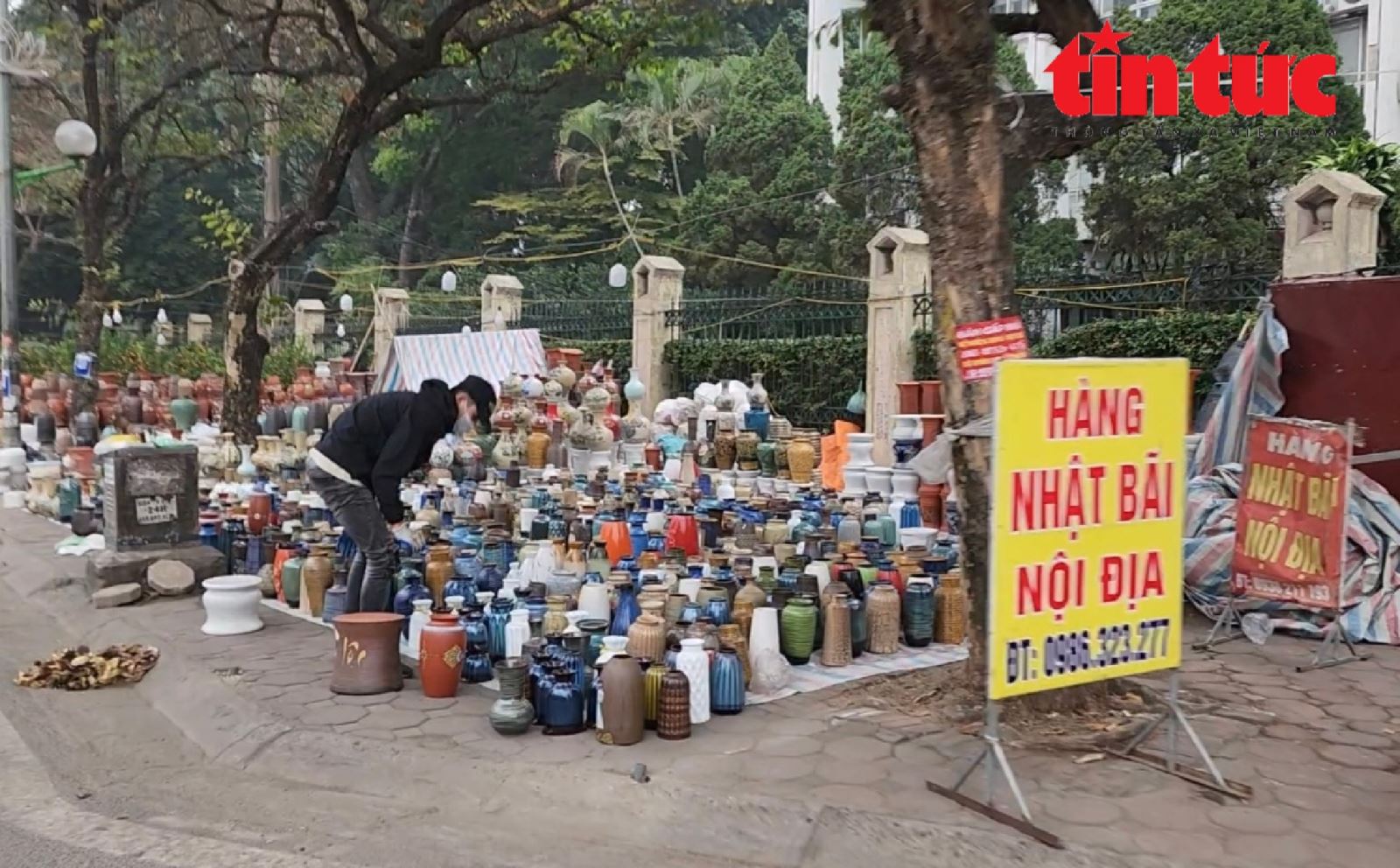 Nhếch nhác phố kiểu mẫu biến thành chợ - Ảnh 5.