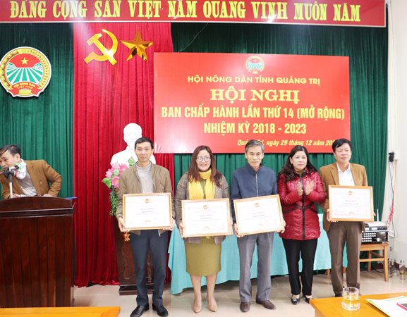 Hội Nông dân Quảng Trị bầu bổ sung 3 đồng chí Uỷ viên Ban Chấp hành; 1 đồng chí Uỷ viên Ban Thường vụ - Ảnh 4.