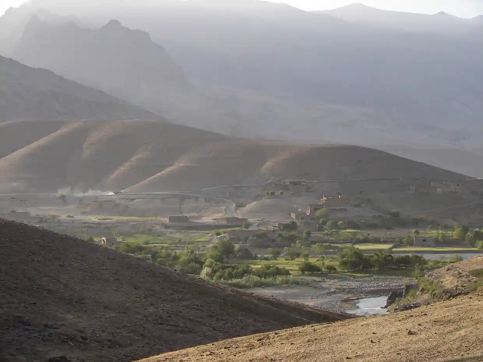 Afghanistan &quot;đã mất&quot; sau khi Taliban nắm quyền qua ống kính người tị nạn - Ảnh 4.