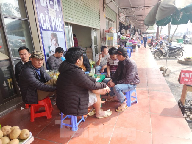 Trung Quốc nghỉ Tết, dừng thông quan hàng hóa qua biên giới Lạng Sơn - Ảnh 4.