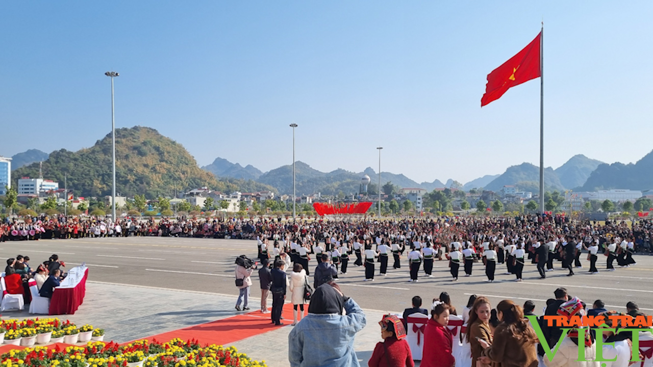 Sơn La: Vui &quot;Hội Xuân dâng Bác&quot; - Ảnh 11.