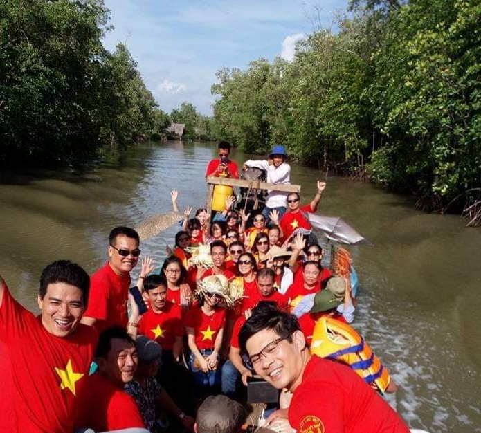 CHÙM ẢNH: Những điểm đến vạn người mê ở miền Tây dịp Tết Quý Mão 2023 - Ảnh 26.