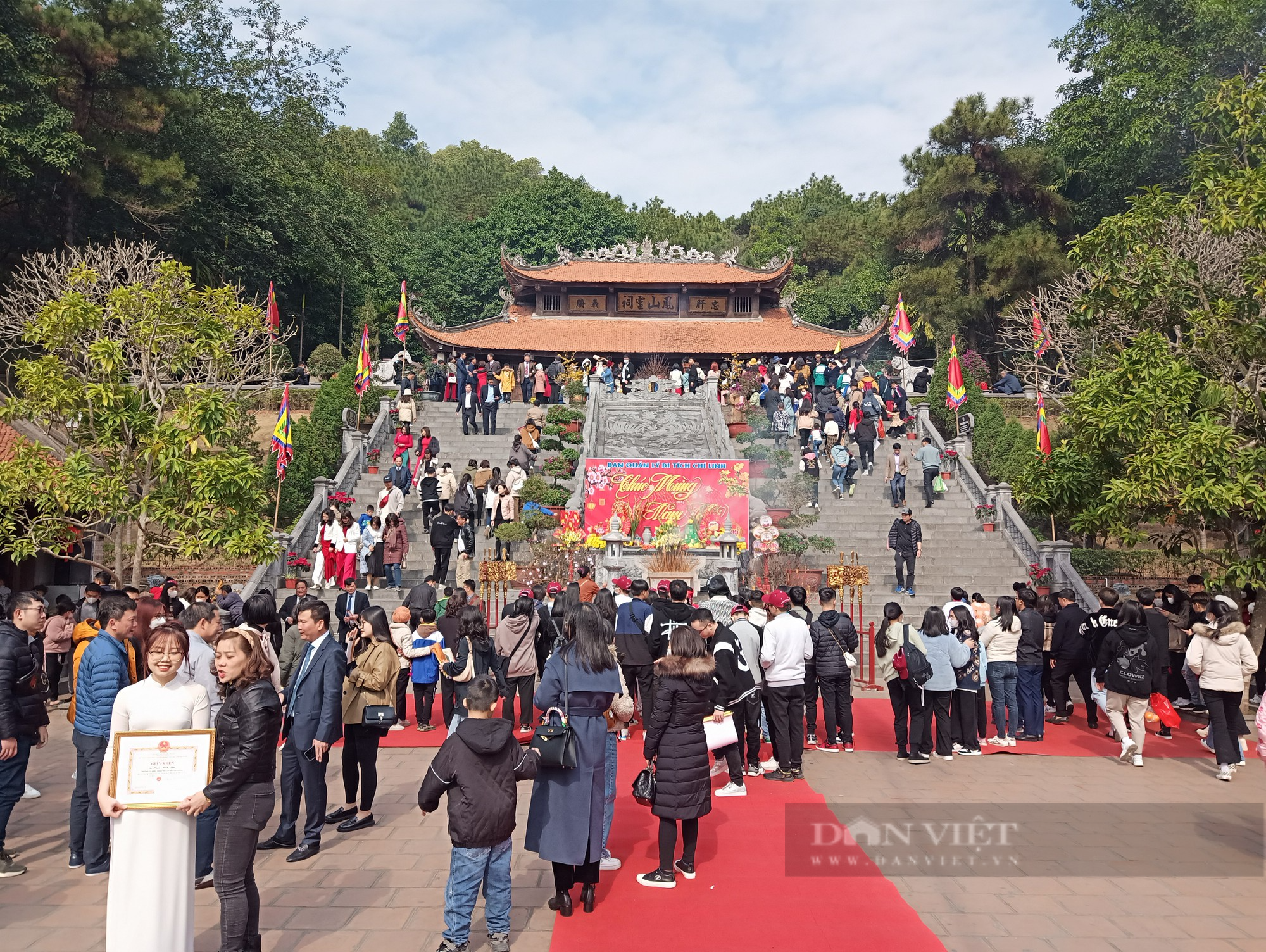 Tưng bừng Lễ khai bút đầu xuân Quý Mão 2023 tại Đền thờ Vạn thế Sư biểu Chu Văn An  - Ảnh 15.