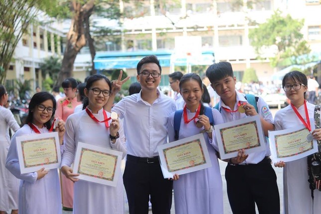 Từ cô bé sợ tiếng Anh đến thành tích IELTS 7.5 và xuất sắc giành học bổng tại Đức - Ảnh 2.