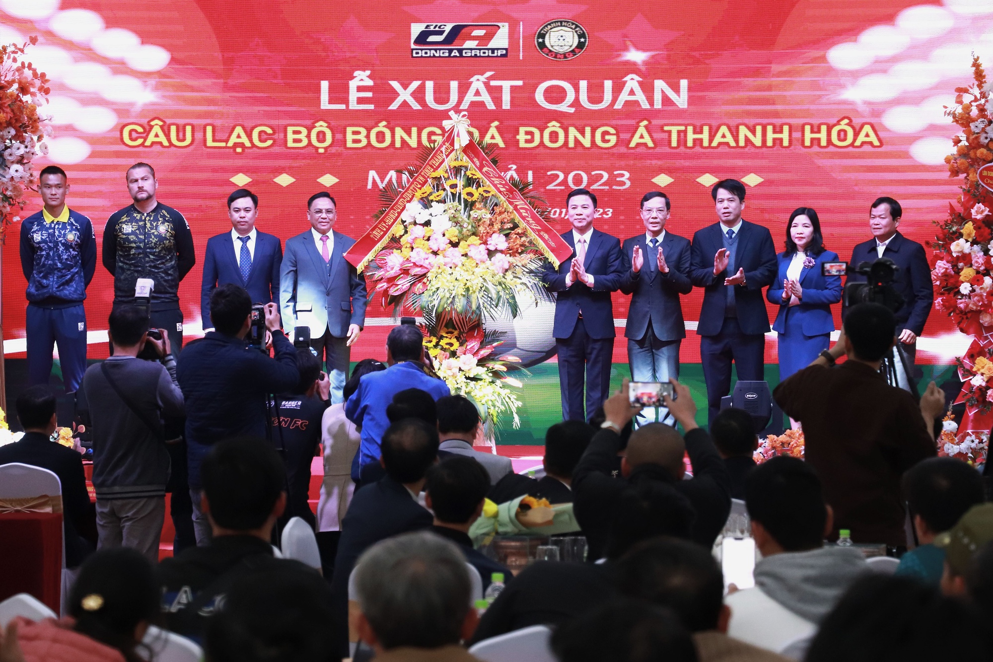 HLV CLB Thanh Hóa dè chừng tân binh CAHN - Ảnh 2.